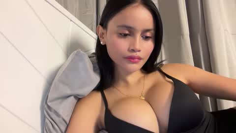 Maggie online show from May 2, 3:18 pm
