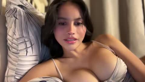 Snapshot of webcammaggie chatting on September 12, 4:20 pm Maggie online show from September 12, 4:20 pm