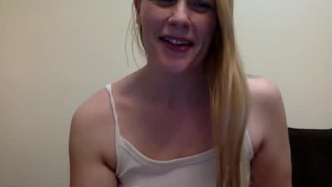 HayleyJay online show from April 28, 8:24 pm