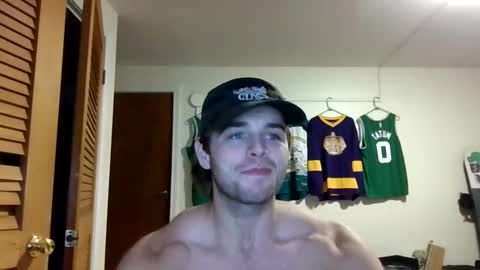weenskir online show from May 2, 12:38 am