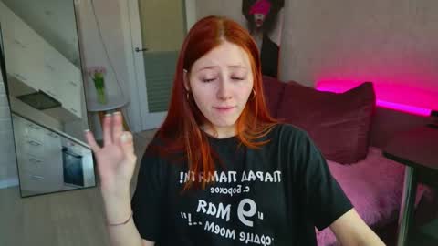 Weisser moon online show from March 18, 5:24 am