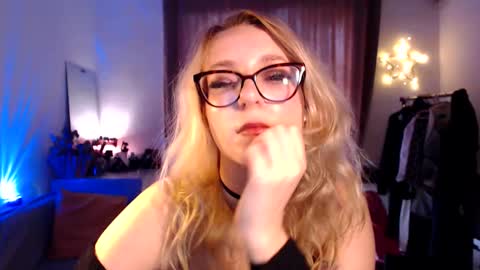 Liza online show from October 27, 4:12 am