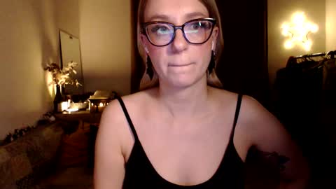 Liza online show from December 5, 3:17 am