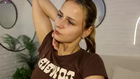 Im Wendy online show from June 16, 9:30 pm