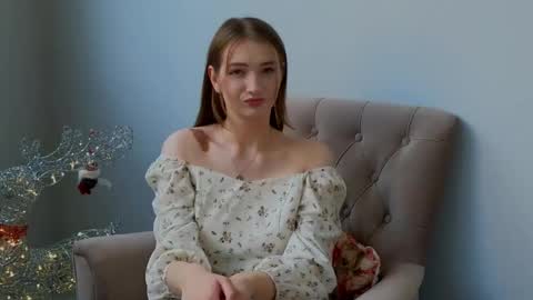 Elsa online show from May 31, 9:52 am