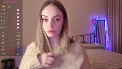 Lana online show from February 12, 3:27 pm