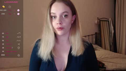 Lana online show from March 6, 5:54 pm