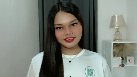 wet_velvet_xo online show from March 15, 8:29 am