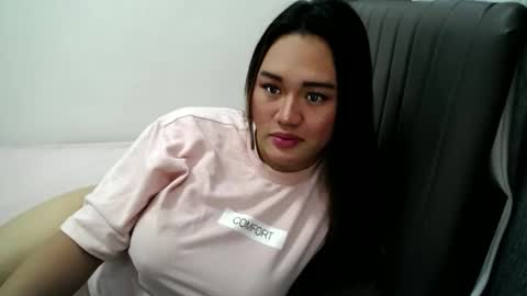 Snapshot of wetdreamasiax chatting on September 27, 12:14 pm jess online show from September 27, 12:14 pm