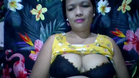 Snapshot of wetpussie4_you chatting on October 6, 12:39 am wetpussie4_you online show from October 6, 12:39 am