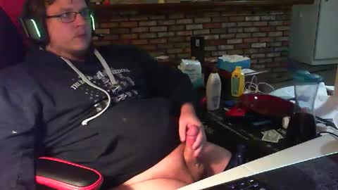 whateverdude555 online show from November 28, 11:45 pm