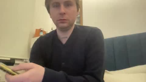 whatyouwantyouknowigotit online show from November 18, 1:41 am