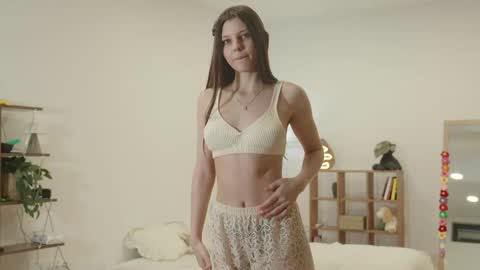 Naomi online show from May 1, 11:10 pm