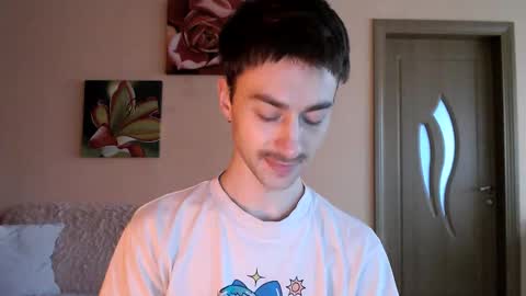 Tom online show from December 18, 12:11 pm