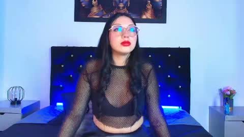 whitehott_ online show from April 21, 9:22 pm