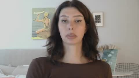 White Queen online show from July 7, 6:47 am