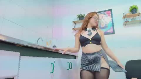 Whitney online show from July 24, 2:09 am