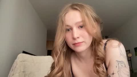 Alisa online show from November 23, 8:01 am