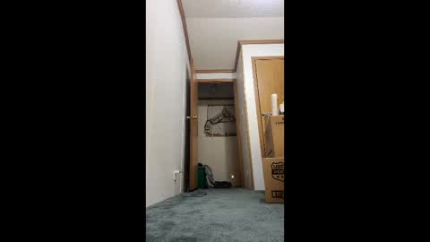 whore4u2useandabuse online show from March 27, 9:54 am