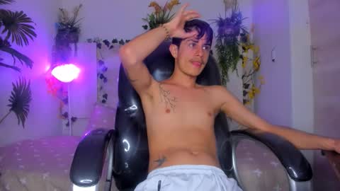 JAISON online show from November 10, 3:04 pm