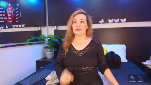 sussy online show from July 15, 12:43 pm
