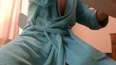 wifewatcher123 online show from May 16, 3:43 pm