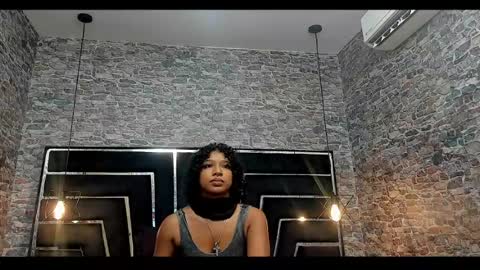 wild_firee_ online show from June 23, 12:44 pm