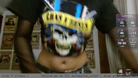 Snapshot of wild_kittys chatting on October 26, 6:14 am Katherine and James online show from October 26, 6:14 am
