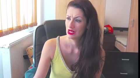 Bea online show from March 4, 7:30 am