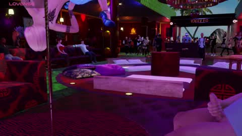 wildbenegesserit online show from January 19, 12:38 am