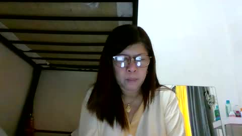 WildChick online show from April 1, 7:53 am