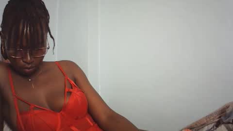 wildfiery online show from February 5, 1:53 am