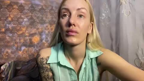 wildforestmuse  twitter online show from March 4, 6:21 am