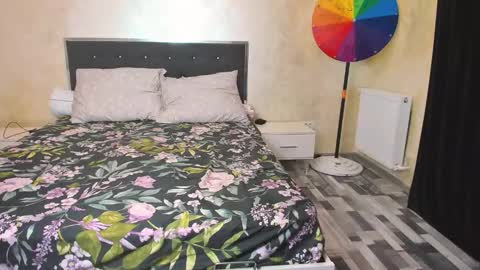 RobRoxy online show from October 29, 9:15 pm