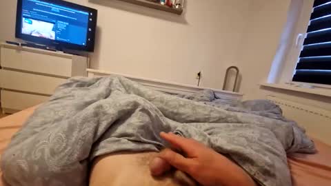 Snapshot of wildmike93 chatting on October 6, 5:58 am wildmike93 online show from October 6, 5:58 am