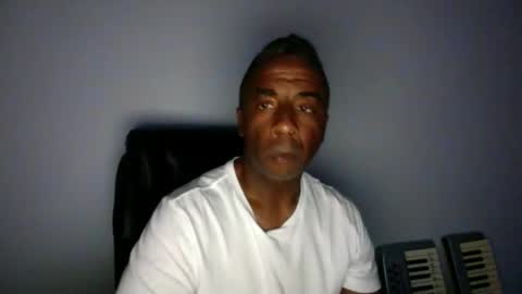 wildnight007 online show from May 25, 1:34 am