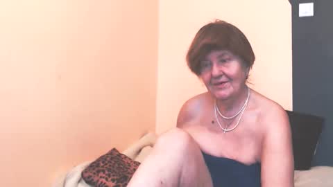 WildRedCat online show from March 19, 9:15 am