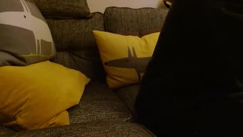 wildwills online show from May 10, 10:38 pm