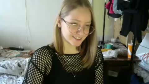 Olivia online show from July 24, 5:26 am