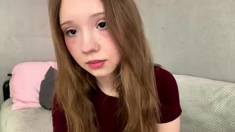Olivia online show from April 29, 3:06 pm