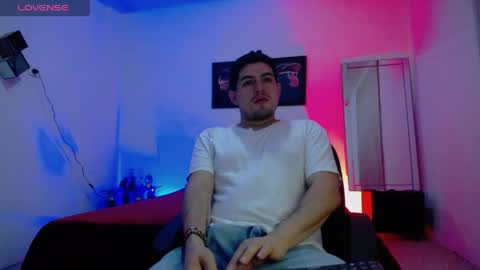 William Steel online show from May 11, 10:33 am