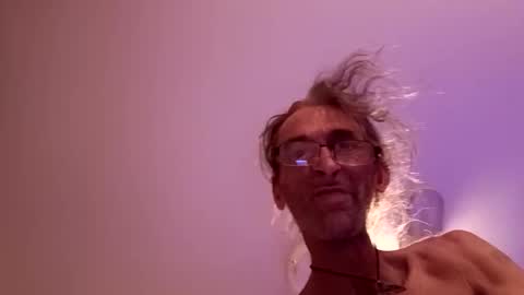 williamgrantham555 online show from March 11, 11:08 pm