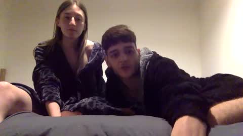 willy_est_95 online show from April 28, 10:58 pm