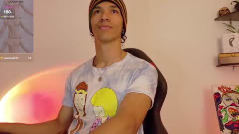willy_veins online show from June 17, 1:10 am