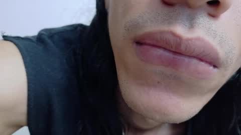 willy_veins online show from May 3, 3:07 pm