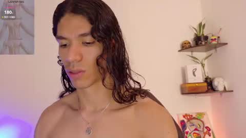 willy_veins online show from July 19, 10:07 am