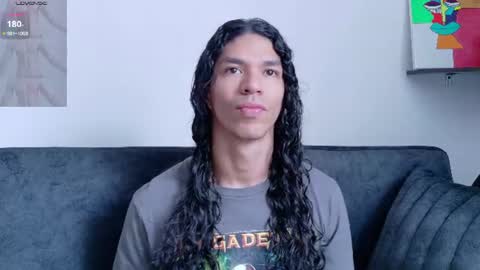 willy_veins online show from August 3, 3:51 pm