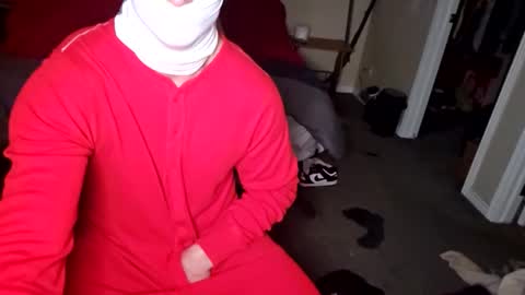 willynn83 online show from March 21, 6:52 am