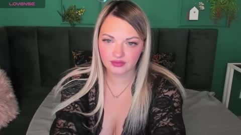 Snapshot of wilmasanders chatting on October 18, 5:22 am wilmasanders online show from October 18, 5:22 am