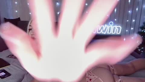 wineandboobs online show from December 26, 3:53 pm